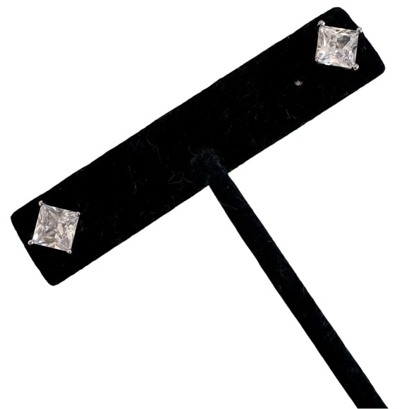 .925 Silver & Princess Cut Cubic Zirconia Stud Earring - Picture 1 of 11
